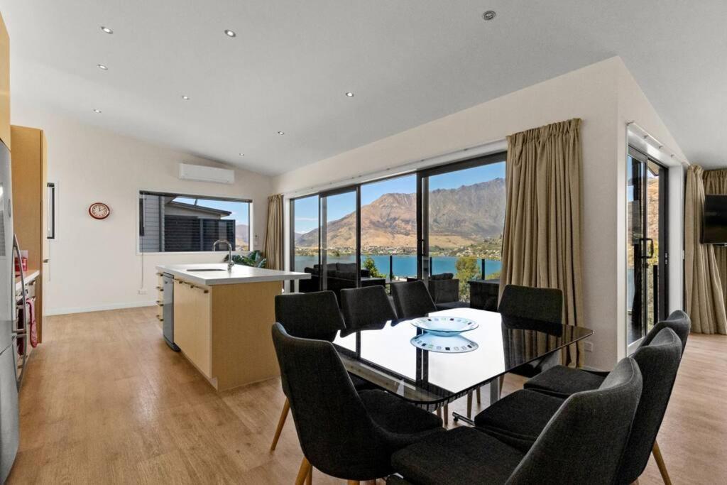 4 Bedroom Stunning Modern Family Home Queenstown Exterior foto